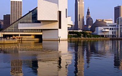 Property Managers: 5 Benefits of Window Cleaning in Cleveland, OH