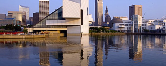 Property Managers: 5 Benefits of Window Cleaning in Cleveland, OH